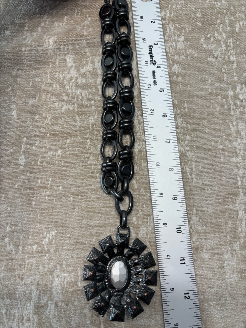 Vintage Avon Carolyn Murphy CM Jet Floral Pendant Necklace Gunmetal Statement - Picture 2 of 4